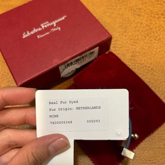 NWT Salvatore Ferragamo Real Fur Dyed Bracelet Blue - Picture 8 of 9
